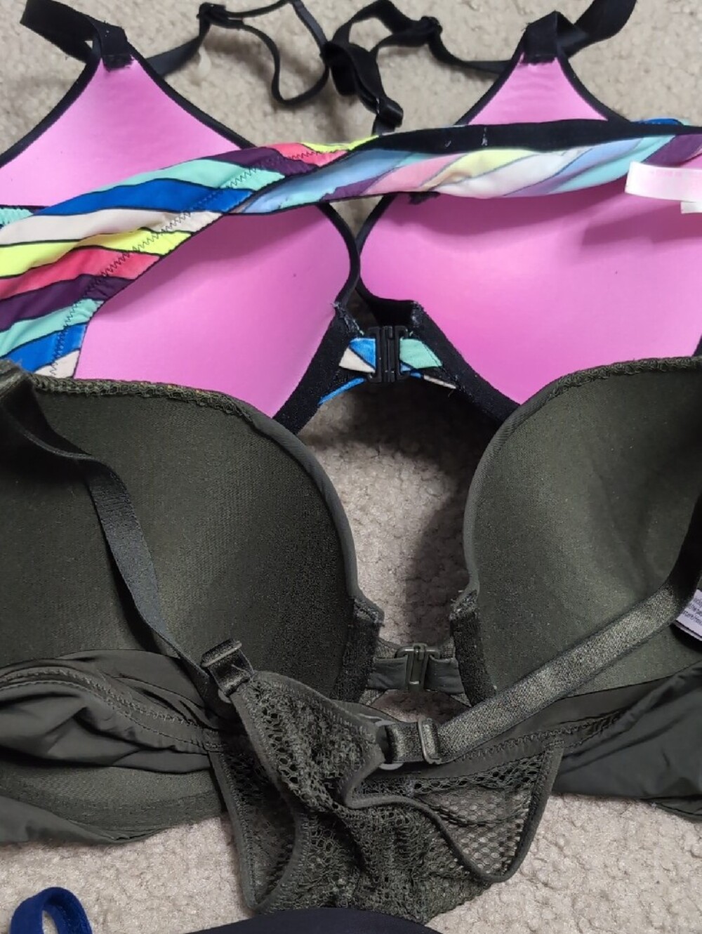 Mixed Set of VICTORIA'S SECRET AND PINK PUSH UP BRAS. - Picture 3 of 16